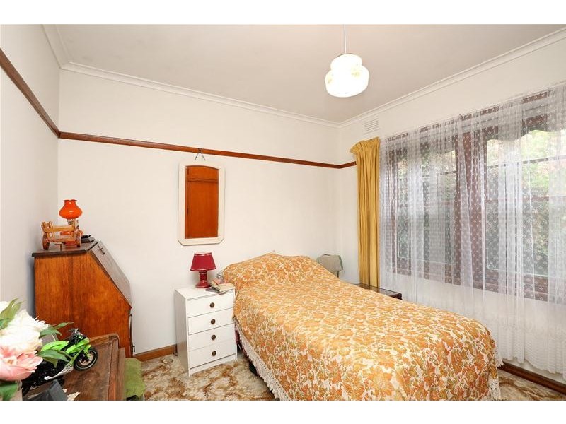 61 The Esplanade, Maribyrnong VIC 3032