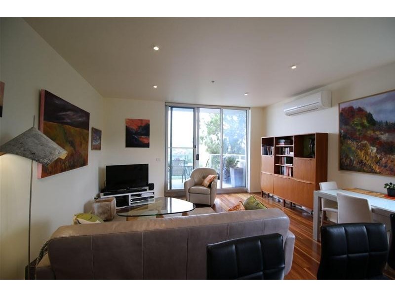 11/41 Moreland Street, Footscray VIC 3011