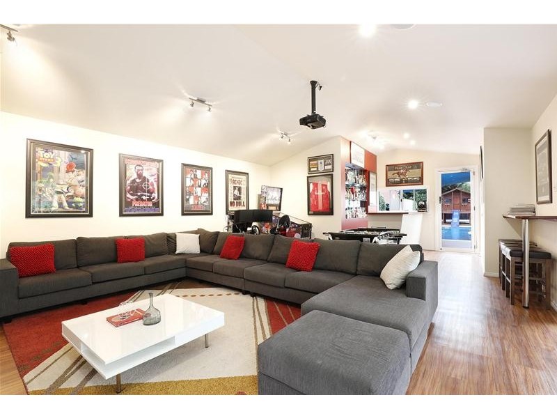 9 Elegan Court, Hillside VIC 3037