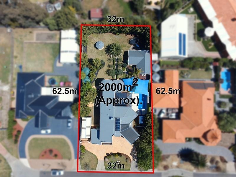 9 Elegan Court, Hillside VIC 3037