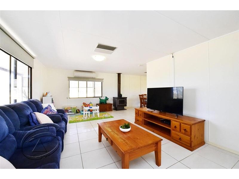 24 Grasstree Road, Connellan NT 0870