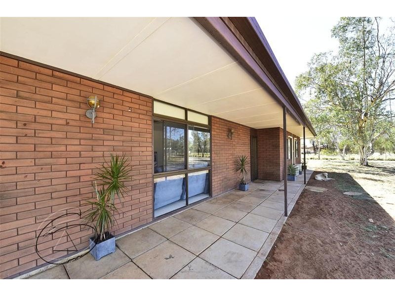 24 Grasstree Road, Connellan NT 0870