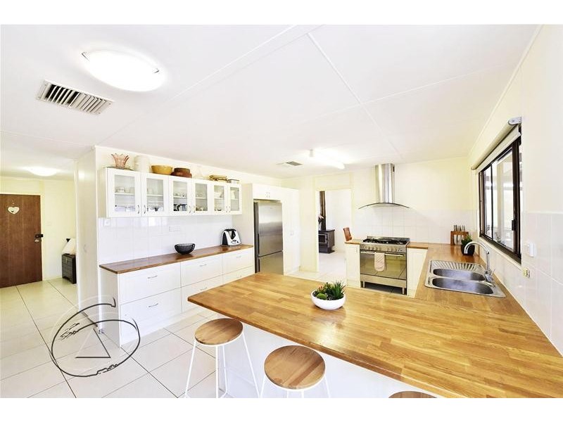 24 Grasstree Road, Connellan NT 0870