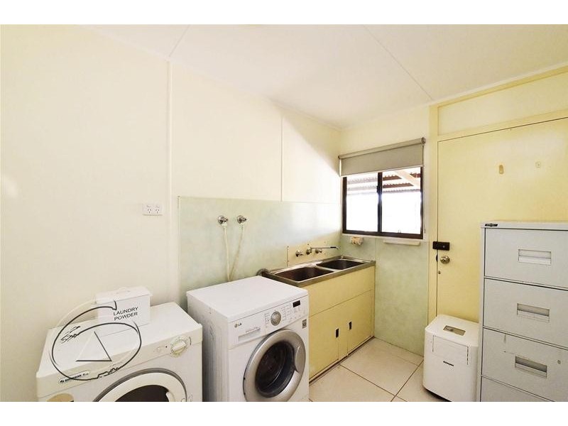 24 Grasstree Road, Connellan NT 0870