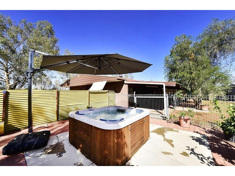 24 Grasstree Road, Connellan NT 0870