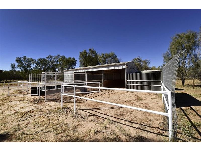 24 Grasstree Road, Connellan NT 0870