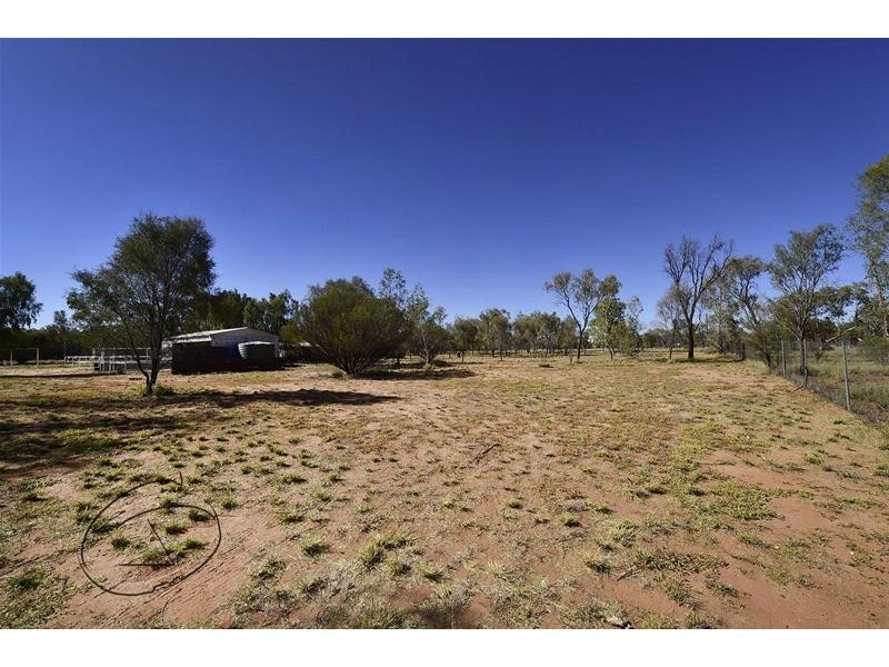 24 Grasstree Road, Connellan NT 0870