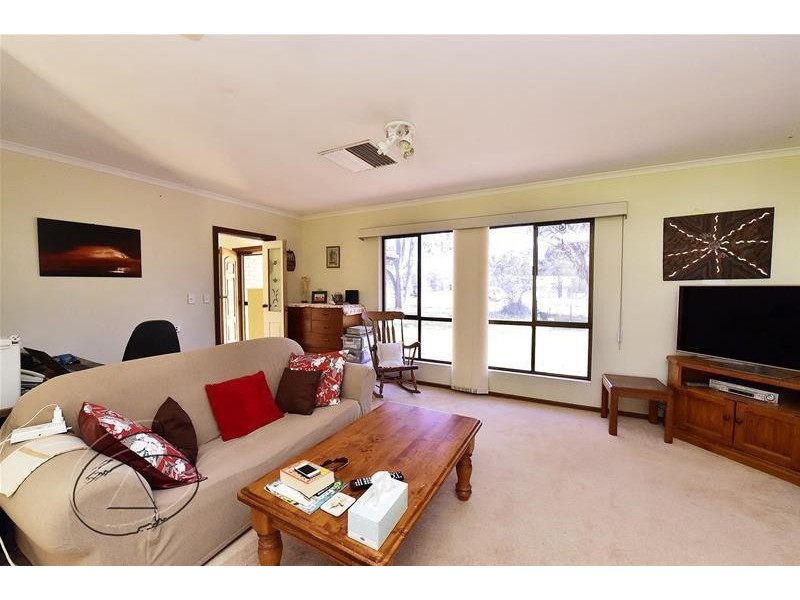 20 Parakeelya Road, Connellan NT 0870