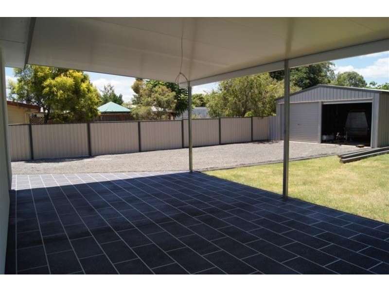 5 Mackie Street, Chinchilla QLD 4413
