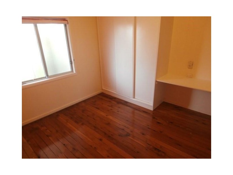 16 Russell Street, Chinchilla QLD 4413