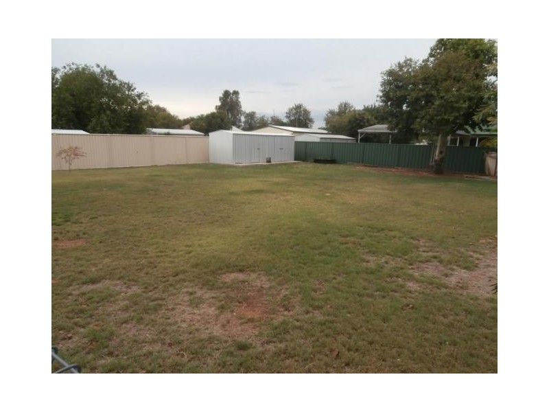 16 Russell Street, Chinchilla QLD 4413