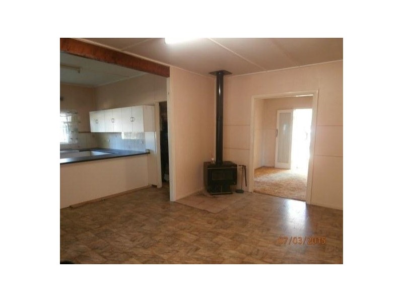 35 Windmill Road, Chinchilla QLD 4413