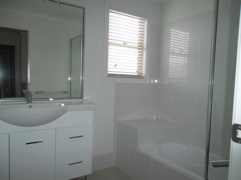 4/46 Hypatia Street, Chinchilla QLD 4413