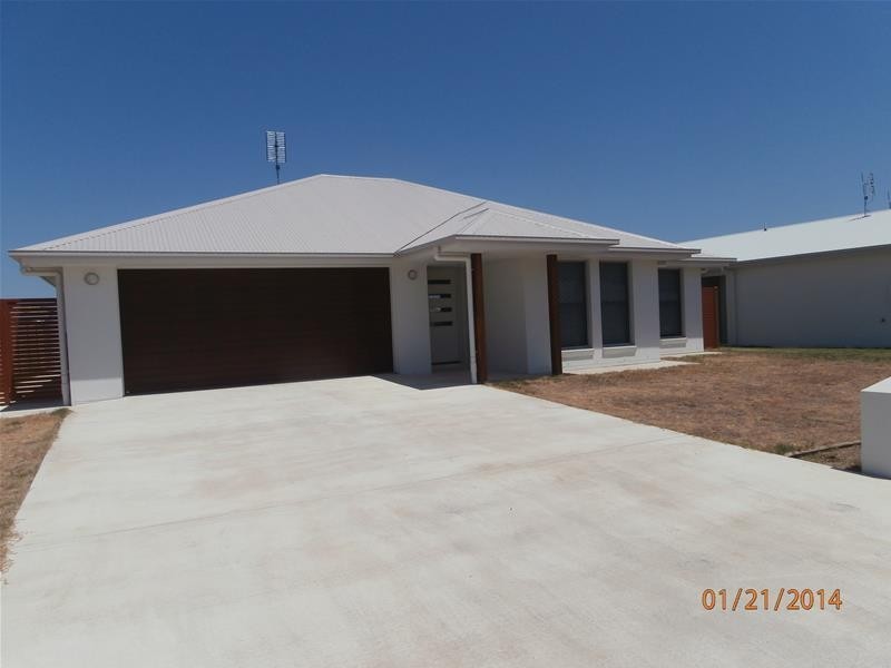 14 Ellem Drive, Chinchilla QLD 4413