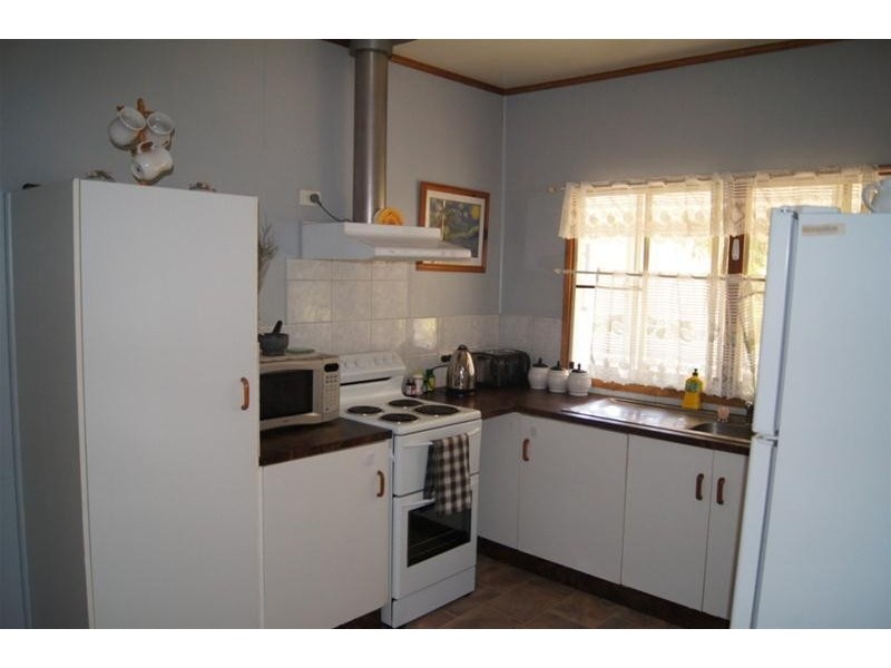 10 Wambo Street, Chinchilla QLD 4413