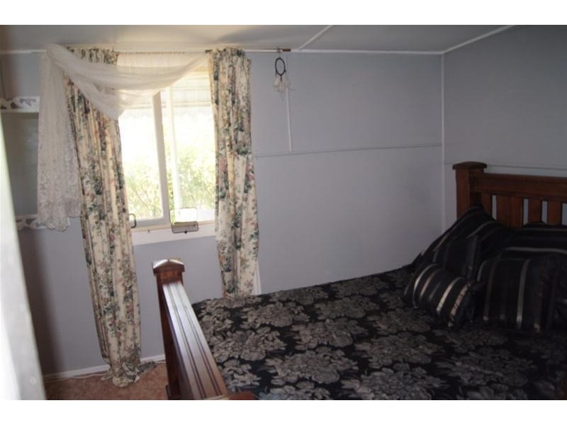 10 Wambo Street, Chinchilla QLD 4413