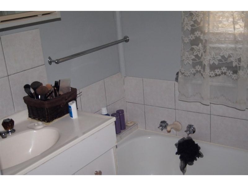 10 Wambo Street, Chinchilla QLD 4413