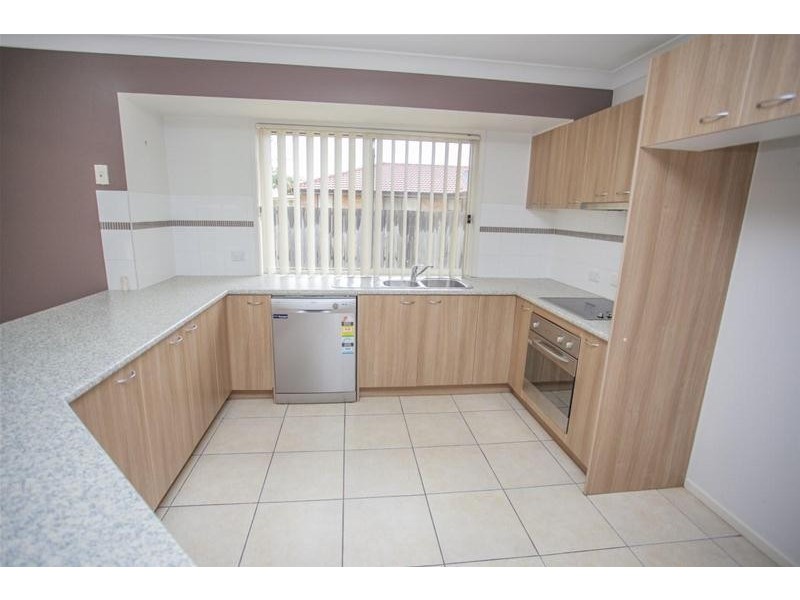 8 Back Avenue, Chinchilla QLD 4413