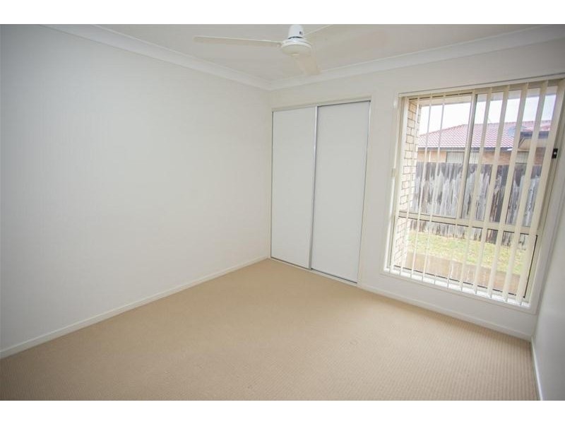 8 Back Avenue, Chinchilla QLD 4413