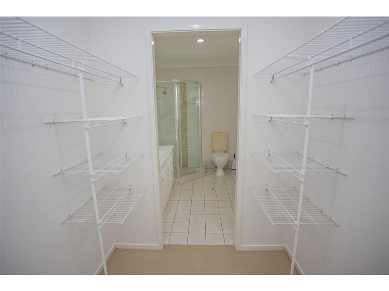 8 Back Avenue, Chinchilla QLD 4413