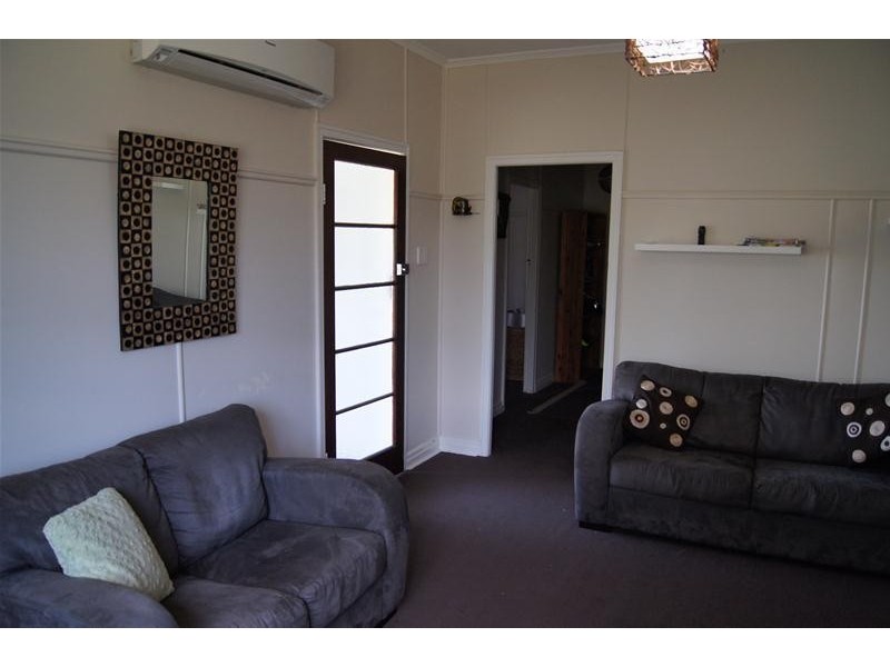 5 Barber Street, Chinchilla QLD 4413