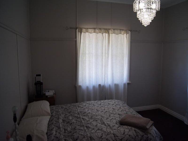 5 Barber Street, Chinchilla QLD 4413