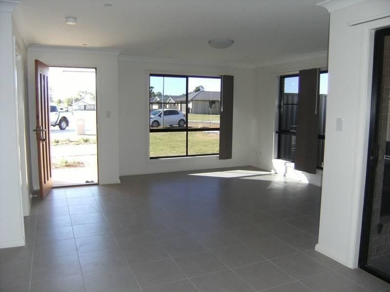 1/11 McKenzie Street, Chinchilla QLD 4413