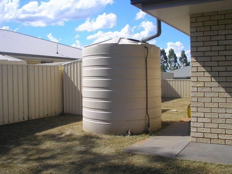 1/17 Luscombe Street, Chinchilla QLD 4413