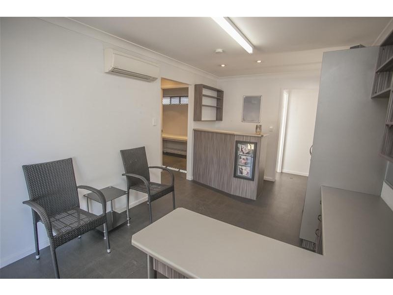 101 Middle Street, Chinchilla QLD 4413