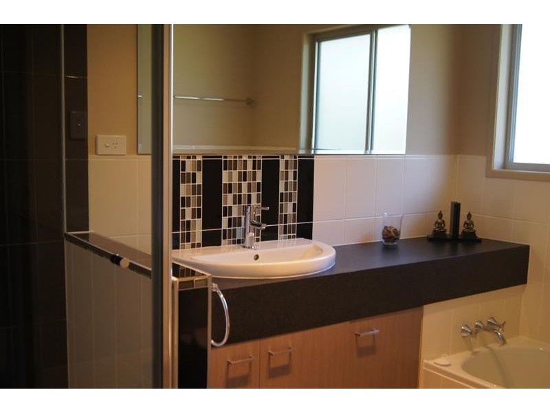 3 Helena, Chinchilla QLD 4413