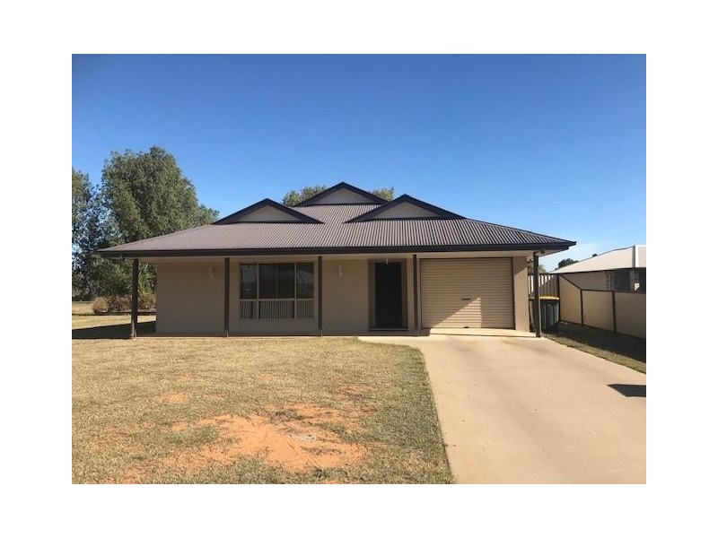 23 Skewis Street, Chinchilla QLD 4413