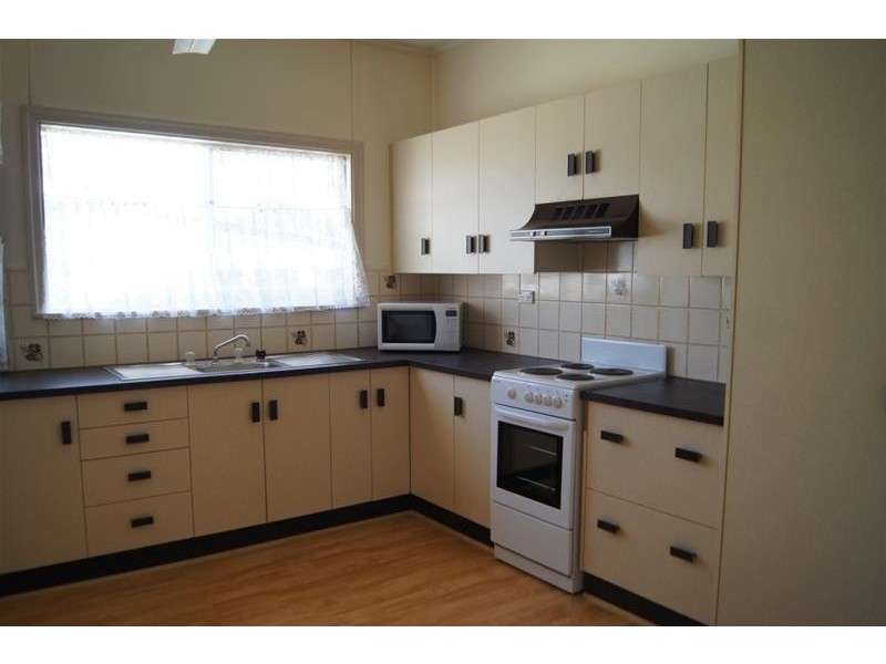 18 Evans Street, Chinchilla QLD 4413