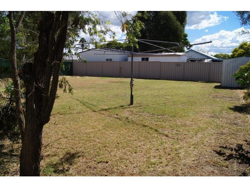 18 Evans Street, Chinchilla QLD 4413