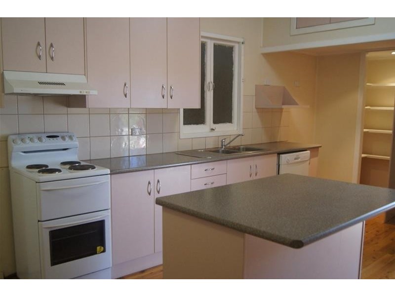 37 Wambo Street, Chinchilla QLD 4413