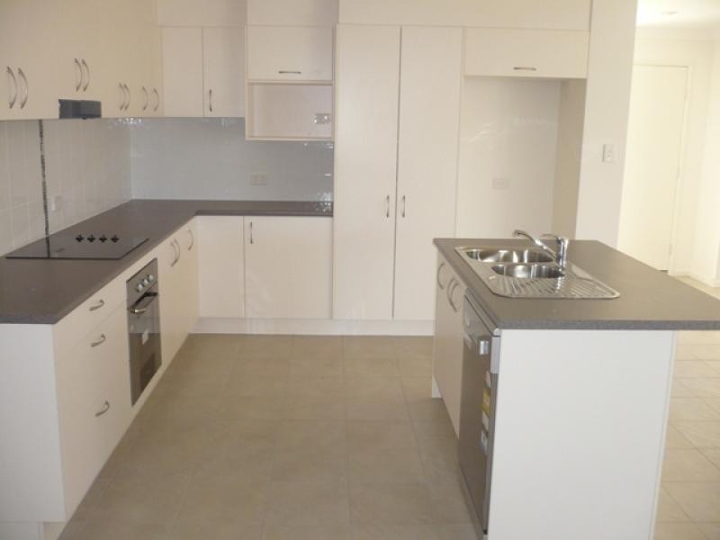 4 Hurse Street, Chinchilla QLD 4413