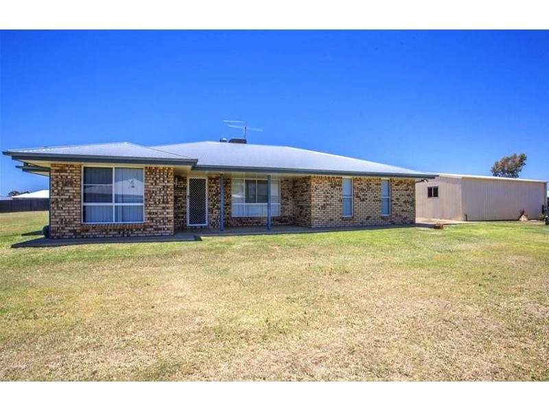 3 Dudley Street, Chinchilla QLD 4413