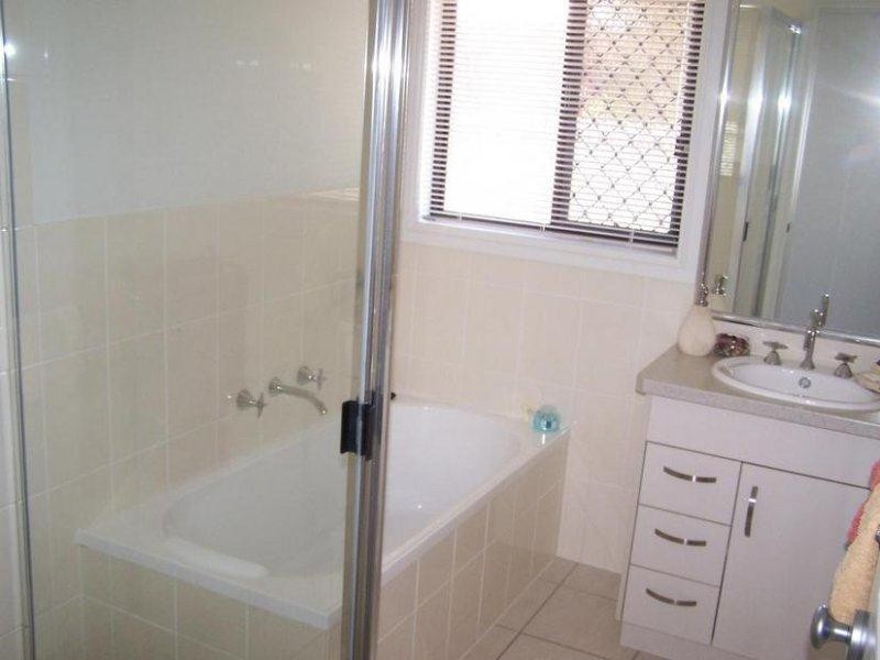 19 Sommerfeld Crescent, Chinchilla QLD 4413