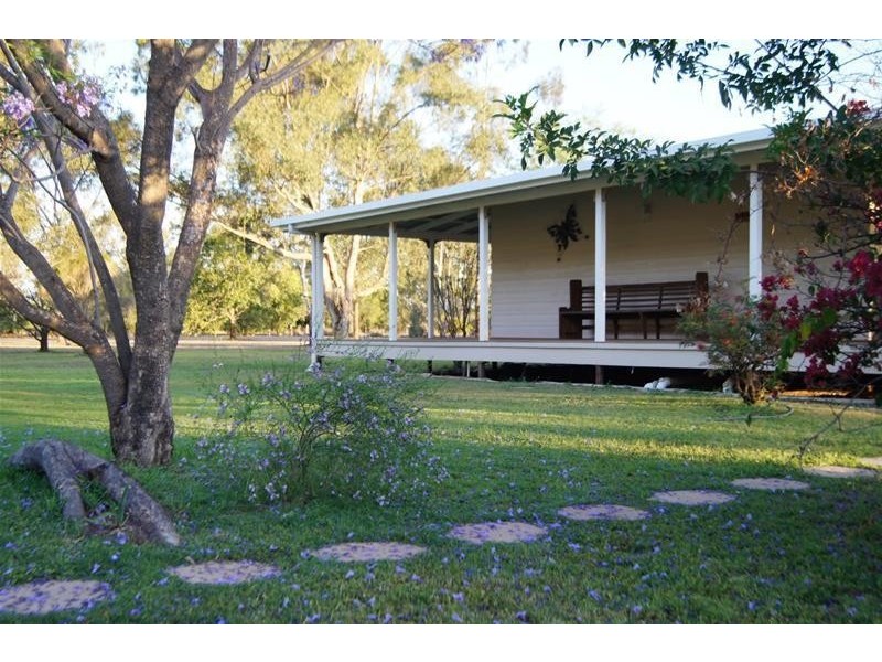 115 Cemetery Road, Chinchilla QLD 4413