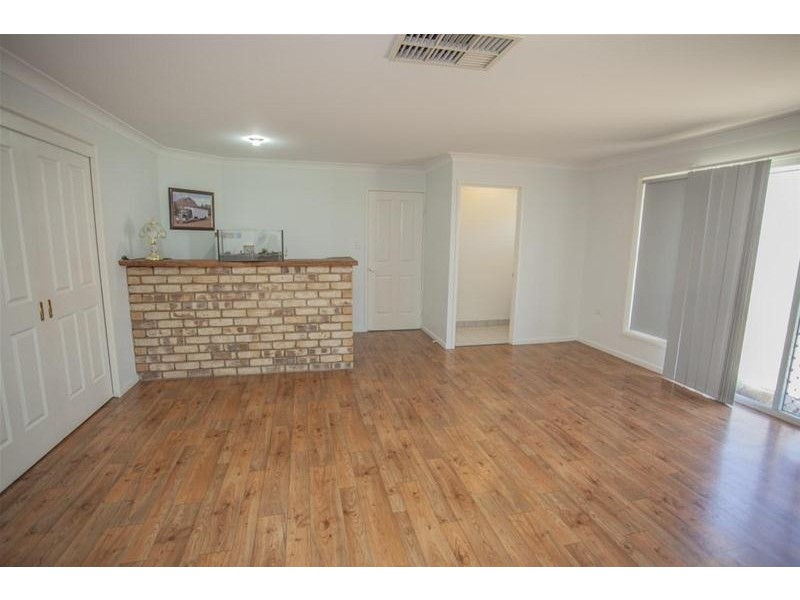 3 Dudley Street, Chinchilla QLD 4413