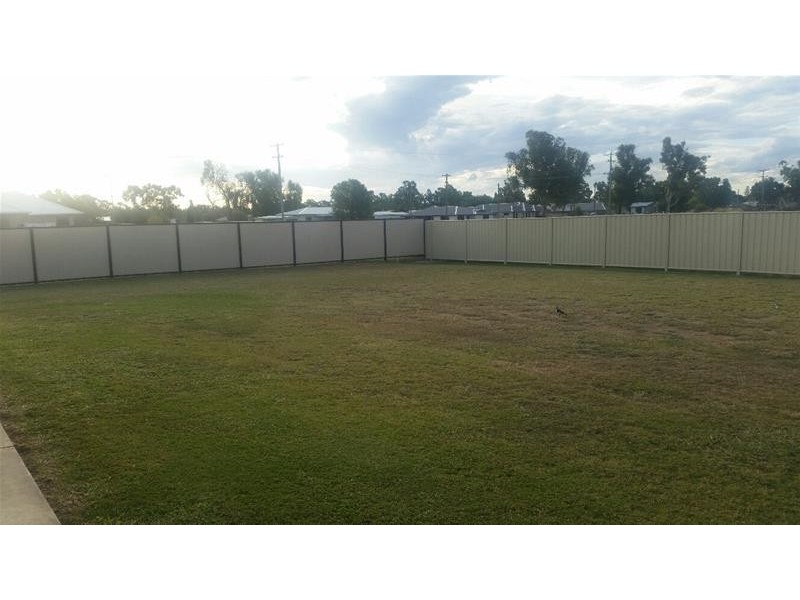 3 Dudley Street, Chinchilla QLD 4413