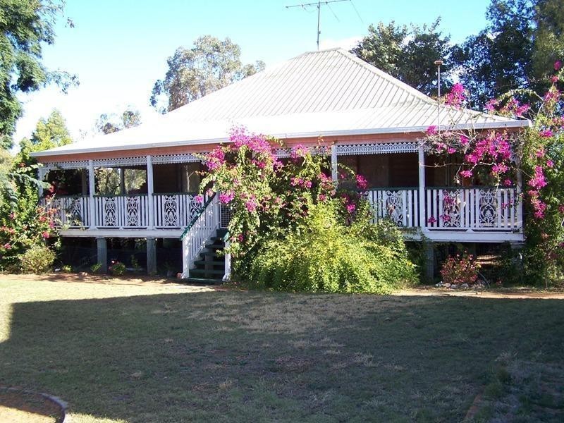 175 BURNT BRIDGE Road, Chinchilla QLD 4413