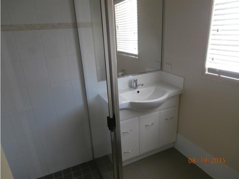 2/76 Zeller Street, Chinchilla QLD 4413