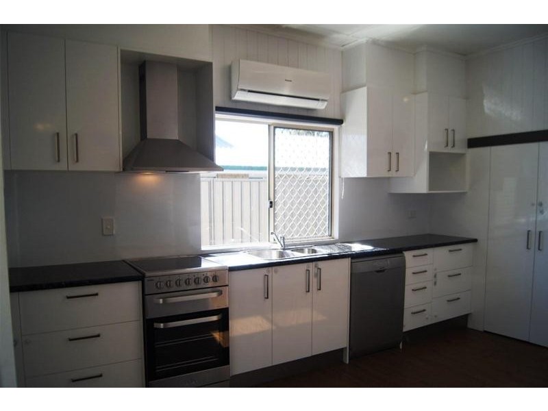 17 Wood Street, Chinchilla QLD 4413