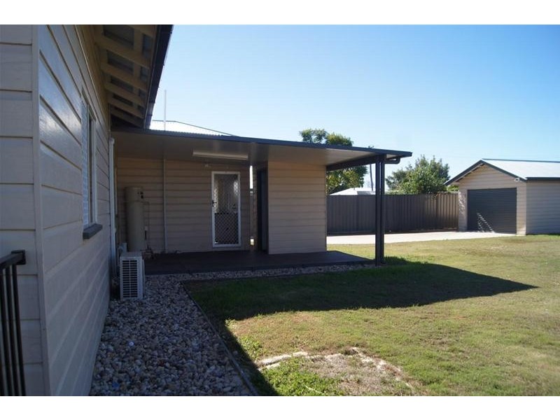 17 Wood Street, Chinchilla QLD 4413