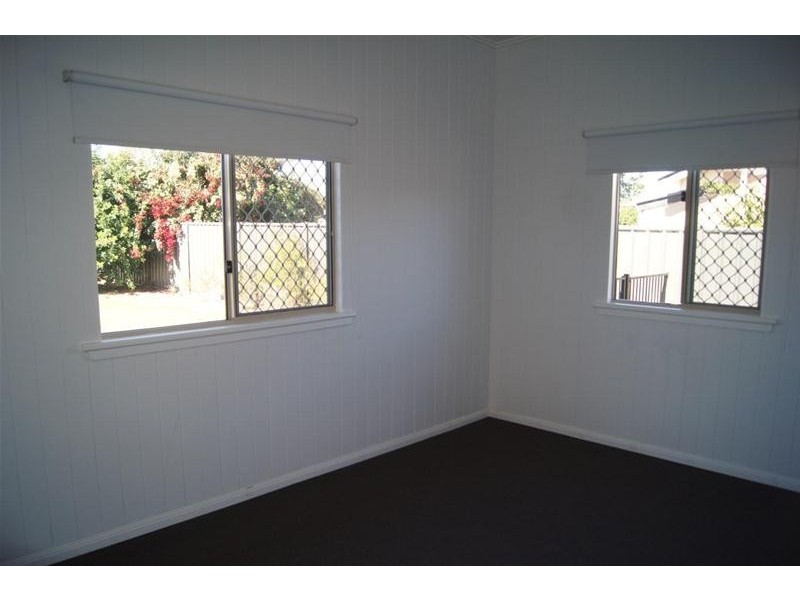 17 Wood Street, Chinchilla QLD 4413