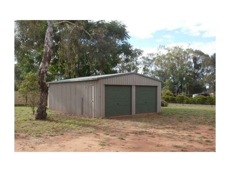 157 Cemetery Road, Chinchilla QLD 4413