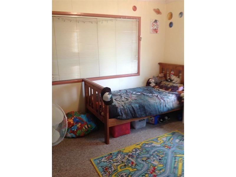 39 Zeller Street, Chinchilla QLD 4413