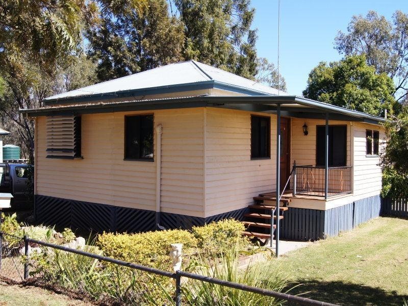 29 Helena Street, Chinchilla QLD 4413