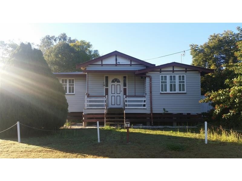 8 Helena Street, Chinchilla QLD 4413