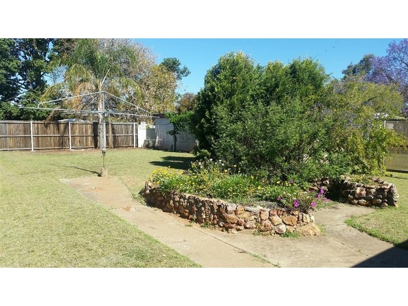 1 Mackie Street, Chinchilla QLD 4413